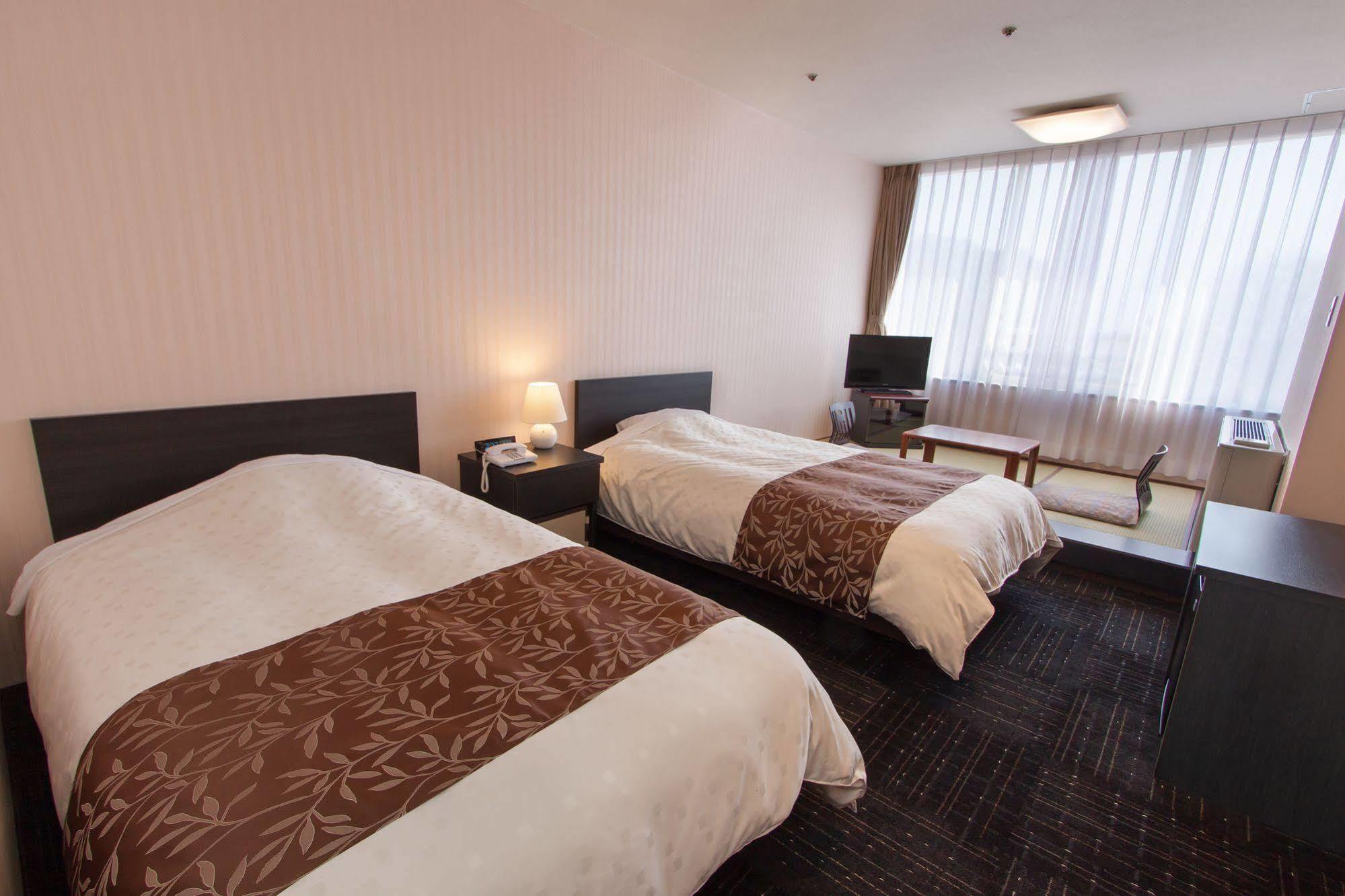 Dogo Hotel Mielparque Matsuyama ماتسوياما المظهر الخارجي الصورة